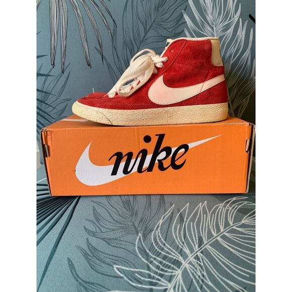 Nike Blazer Mid Suede RED HIGH TOP SNEAKERS GYM SHOES women’s 6 - Picture 1 of 7